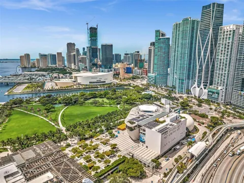 900 Biscayne Blvd #1708