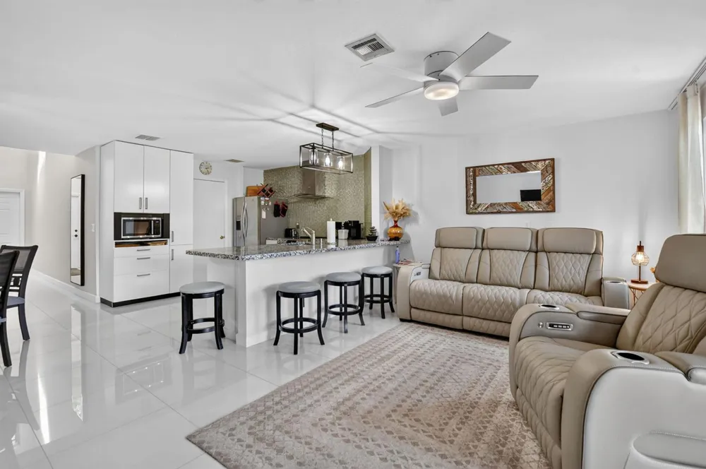 2260 Discovery Circle W Deerfield Beach, FL 33442