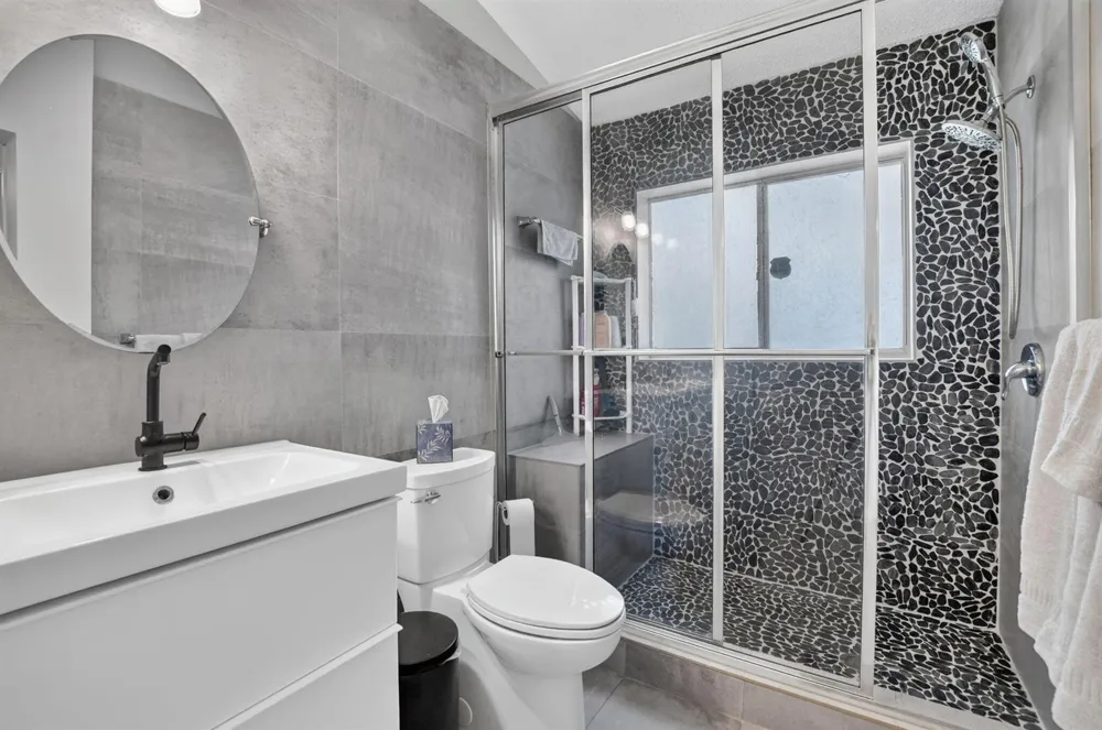 2260 Discovery Circle W Deerfield Beach, FL 33442