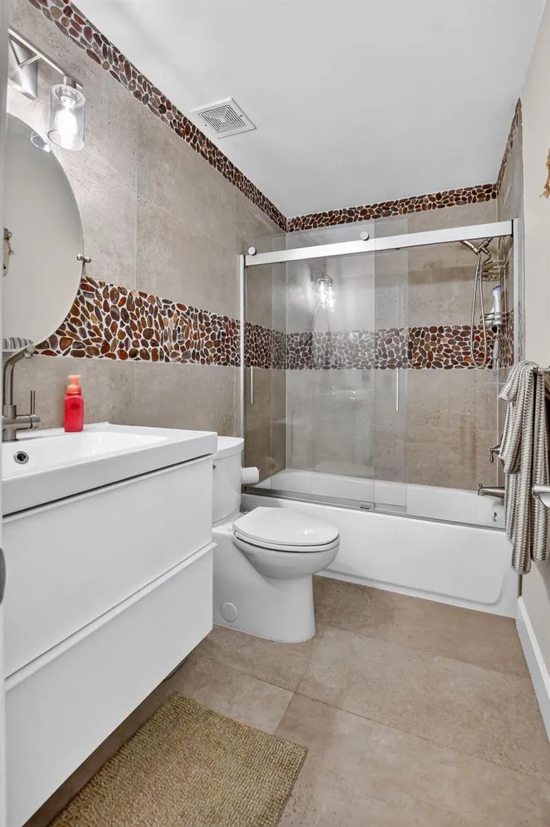 2260 Discovery Circle W Deerfield Beach, FL 33442