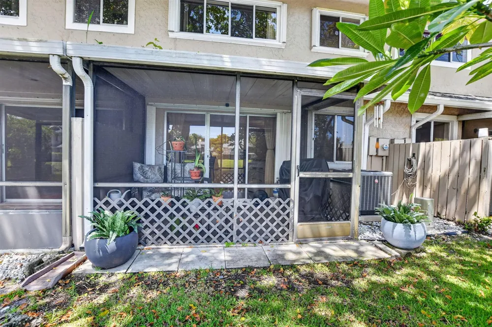 2260 Discovery Circle W Deerfield Beach, FL 33442