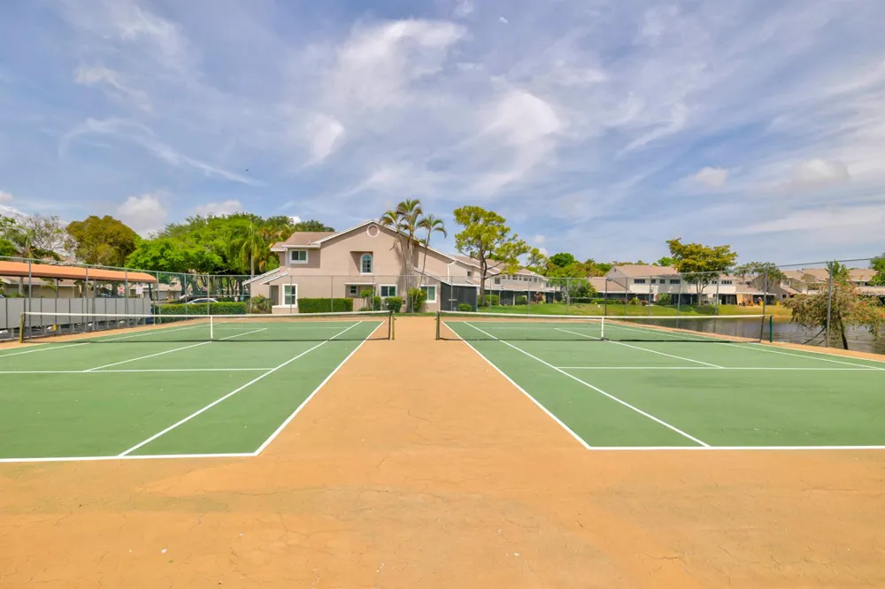 2260 Discovery Circle W Deerfield Beach, FL 33442