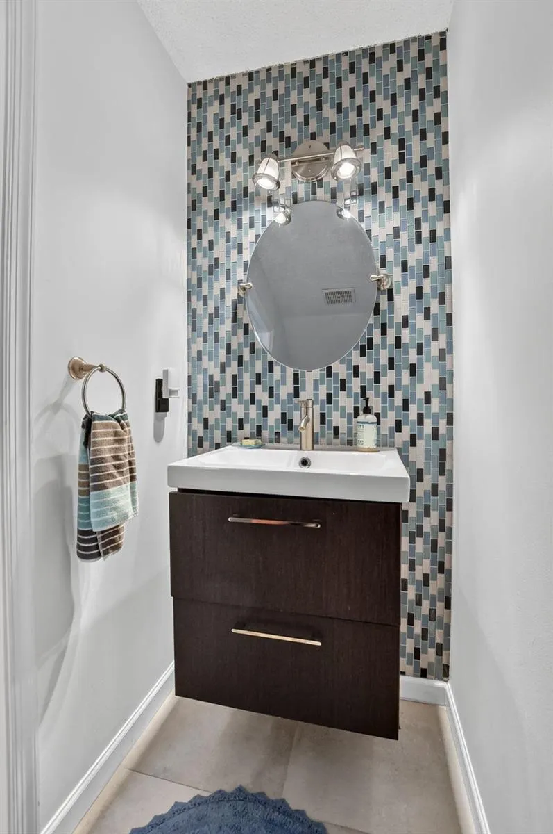 2260 Discovery Circle W Deerfield Beach, FL 33442