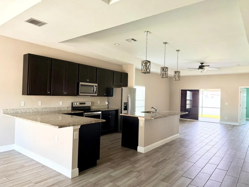 340 PALM BREEZES DRIVE Fort Pierce, FL 34945