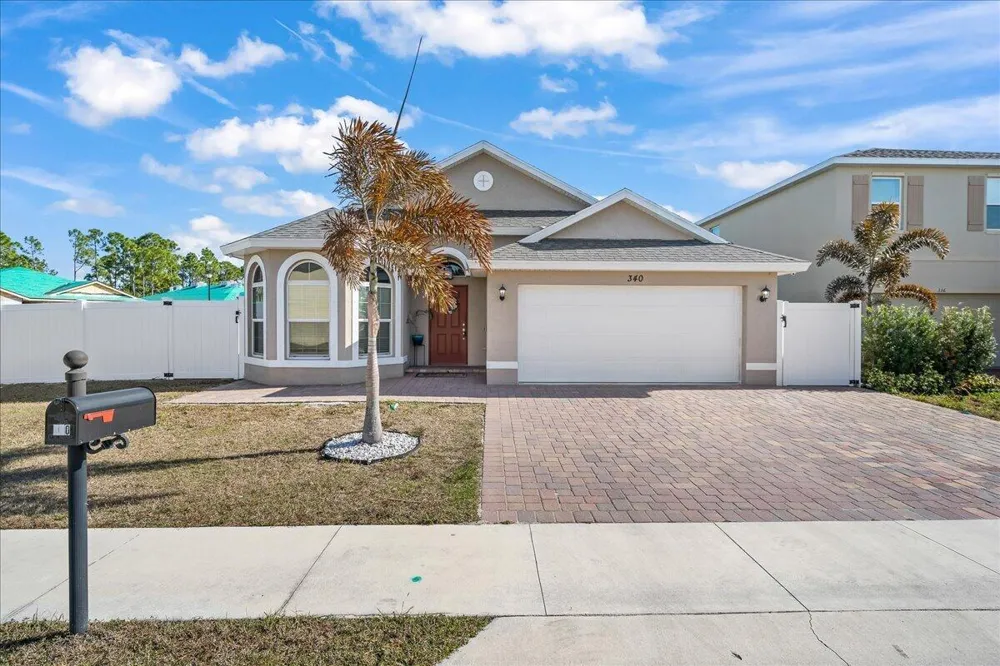 340 PALM BREEZES DRIVE Fort Pierce, FL 34945