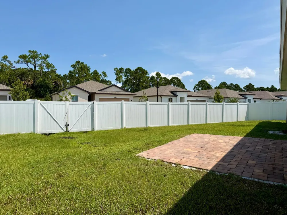 340 PALM BREEZES DRIVE Fort Pierce, FL 34945