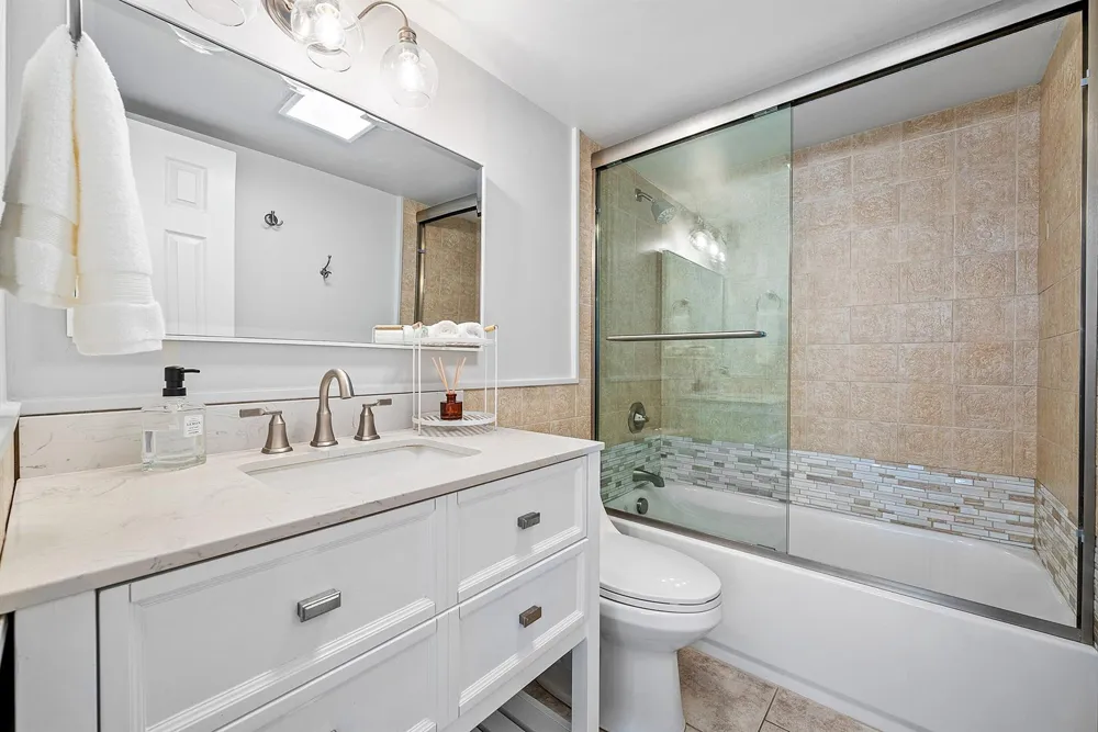 621 E Woolbright Road #B407 Boynton Beach, FL 33435
