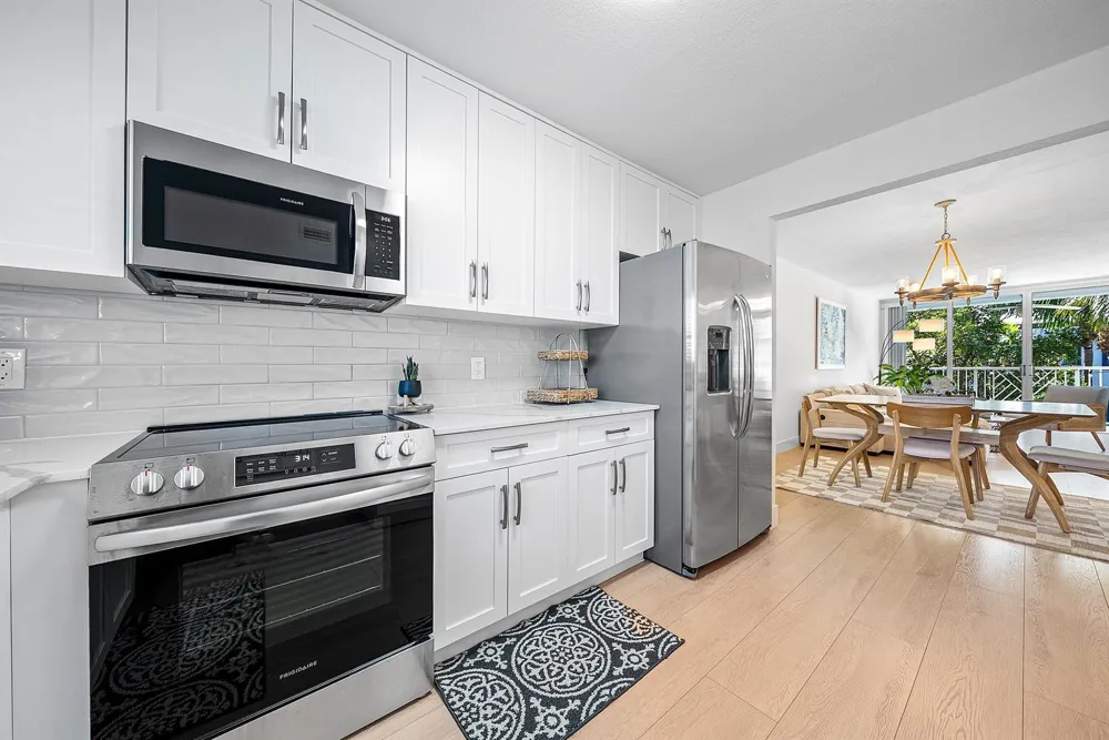 621 E Woolbright Road #B407 Boynton Beach, FL 33435