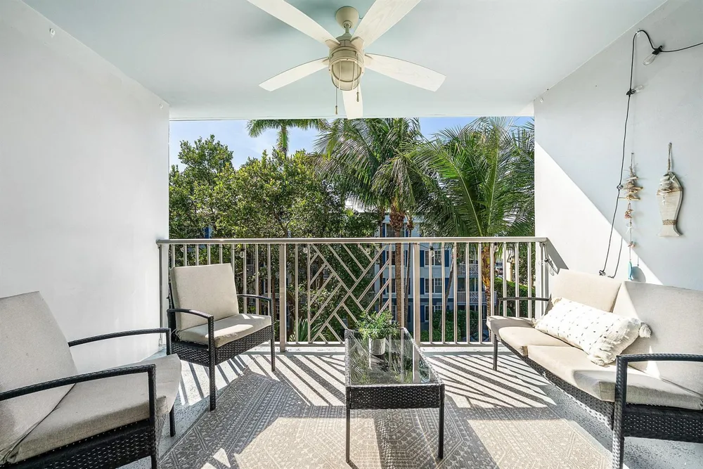 621 E Woolbright Road #B407 Boynton Beach, FL 33435