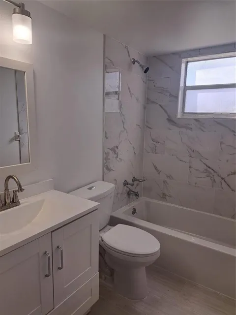 4164 NW 90TH AVENUE #102