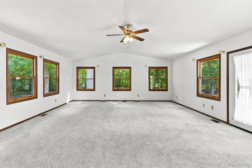 1905 Justice Drive Brandon Charter Township, MI 48462