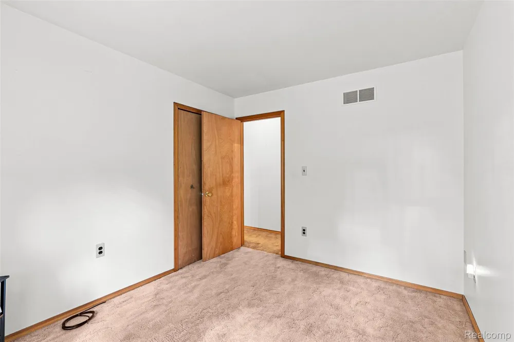 1905 Justice Drive Brandon Charter Township, MI 48462