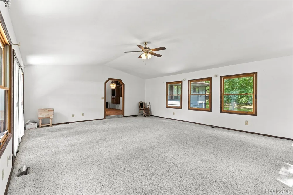 1905 Justice Drive Brandon Charter Township, MI 48462