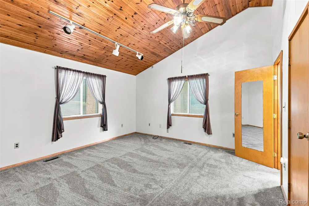 1905 Justice Drive Brandon Charter Township, MI 48462
