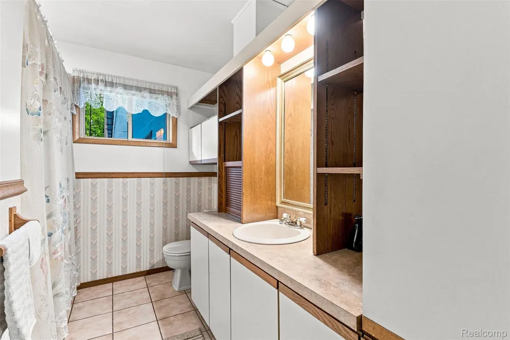 1905 Justice Drive Brandon Charter Township, MI 48462