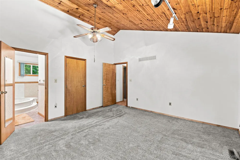 1905 Justice Drive Brandon Charter Township, MI 48462