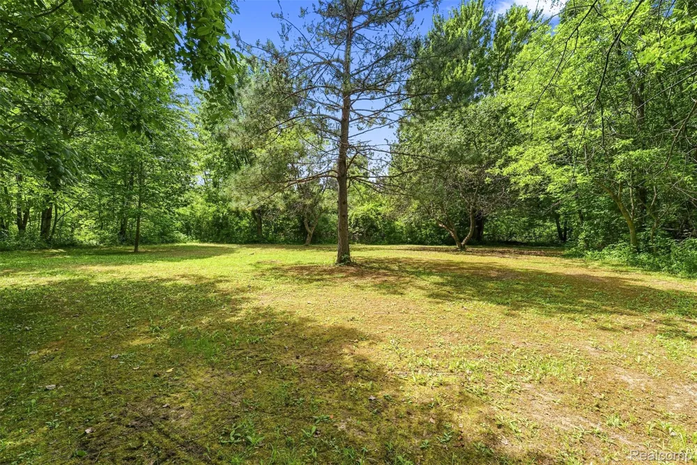 1905 Justice Drive Brandon Charter Township, MI 48462