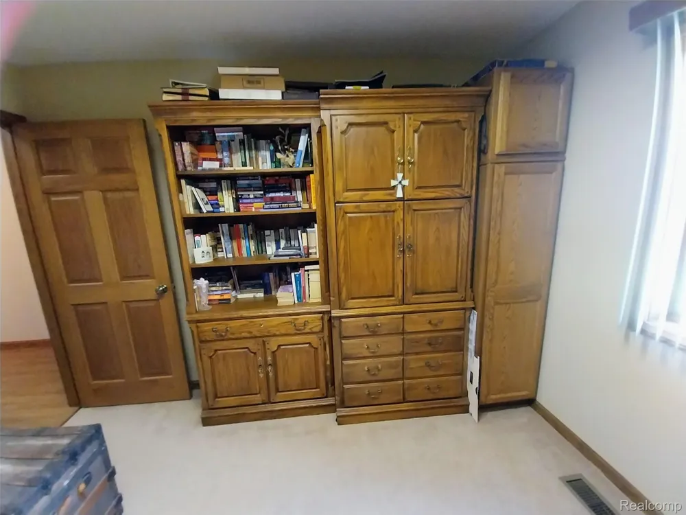 3581 Burkhart Road Howell Township, MI 48855