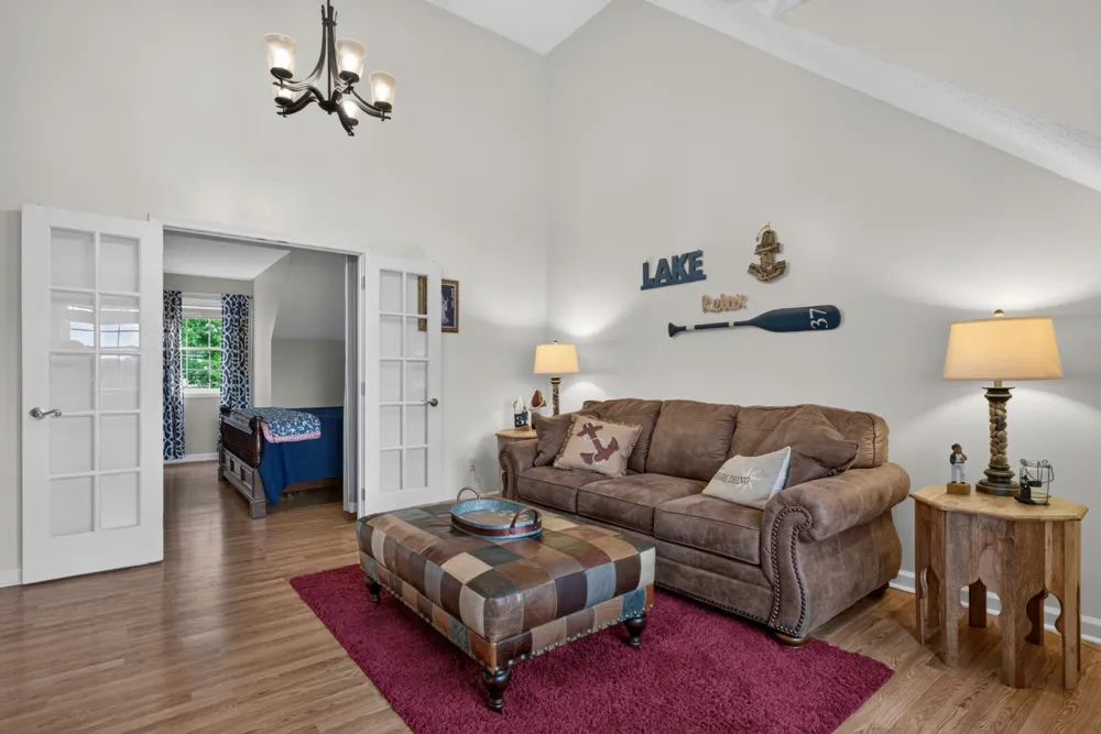214 Lake Villa Cir Morrison, TN 37357