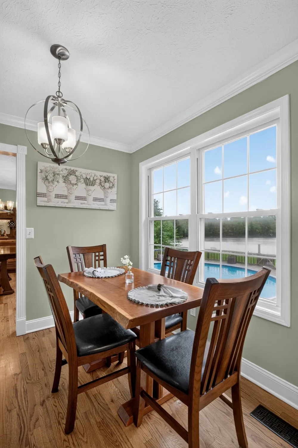 214 Lake Villa Cir Morrison, TN 37357