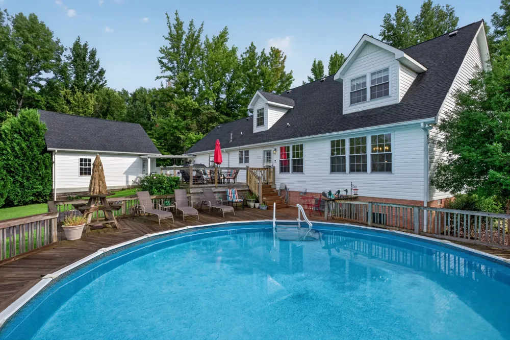 214 Lake Villa Cir Morrison, TN 37357