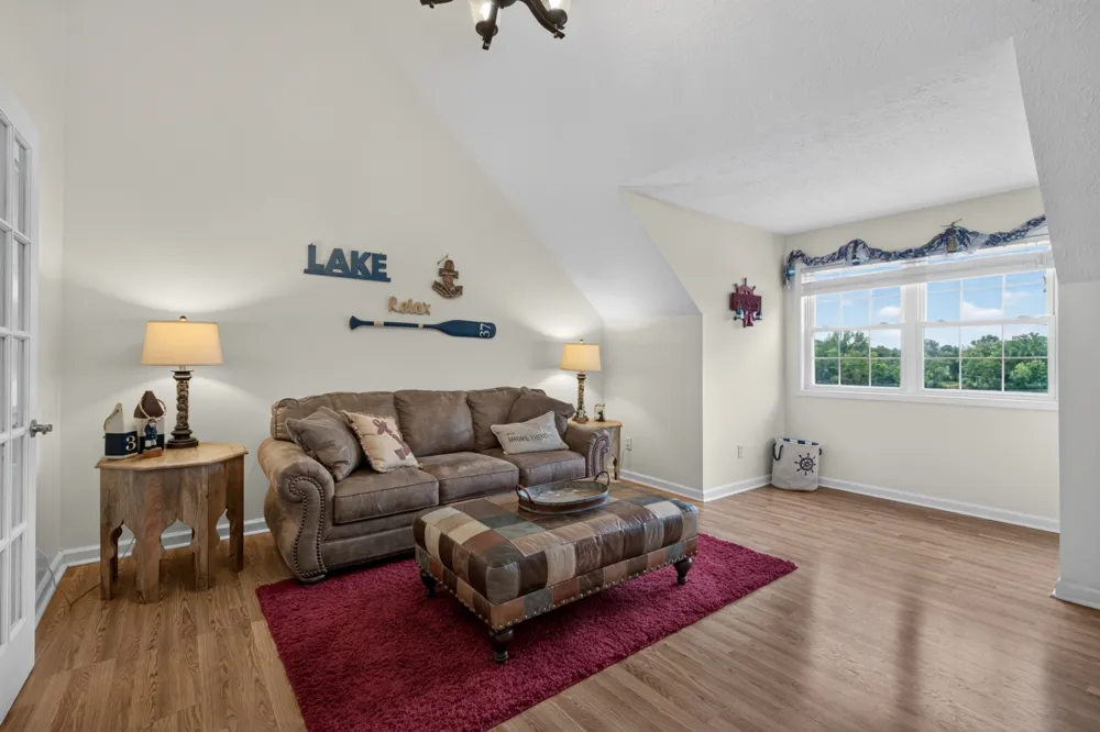 214 Lake Villa Cir Morrison, TN 37357