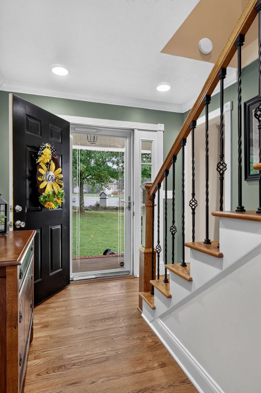 214 Lake Villa Cir Morrison, TN 37357