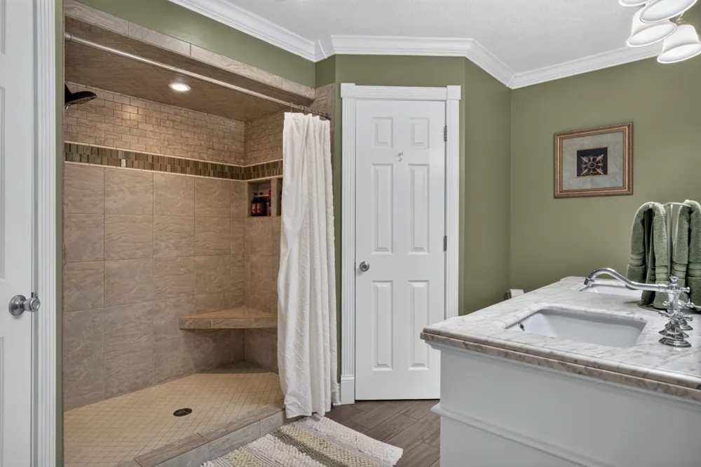 214 Lake Villa Cir Morrison, TN 37357