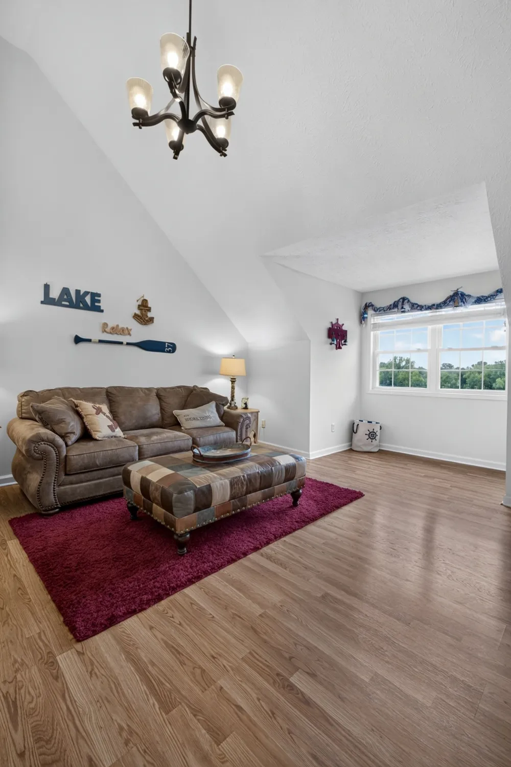 214 Lake Villa Cir Morrison, TN 37357