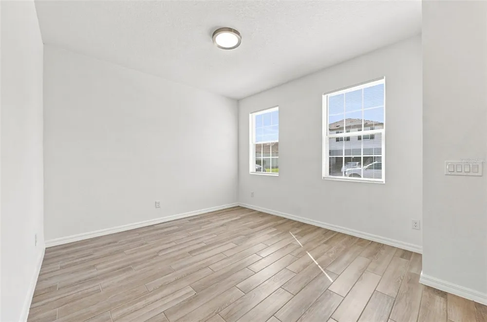 2251 DERWENT DRIVE Davenport, FL 33896