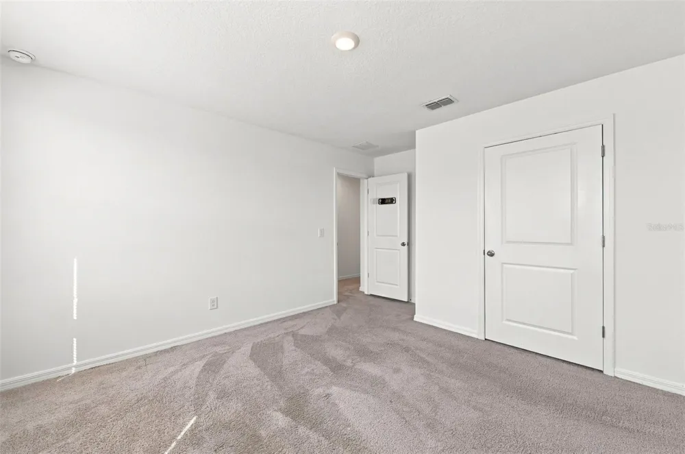 2251 DERWENT DRIVE Davenport, FL 33896