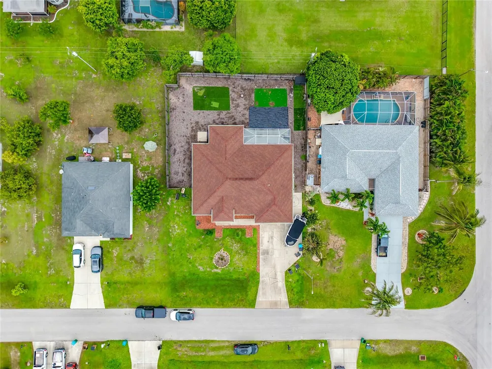 2221 SW 3RD AVENUE Cape Coral, FL 33991