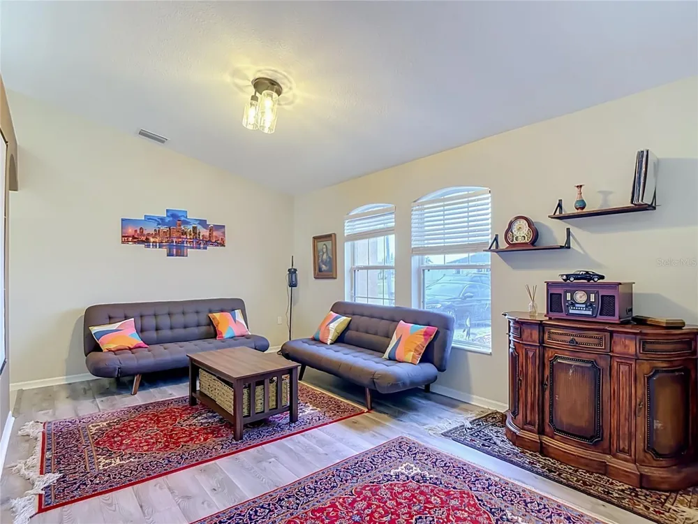 2221 SW 3RD AVENUE Cape Coral, FL 33991