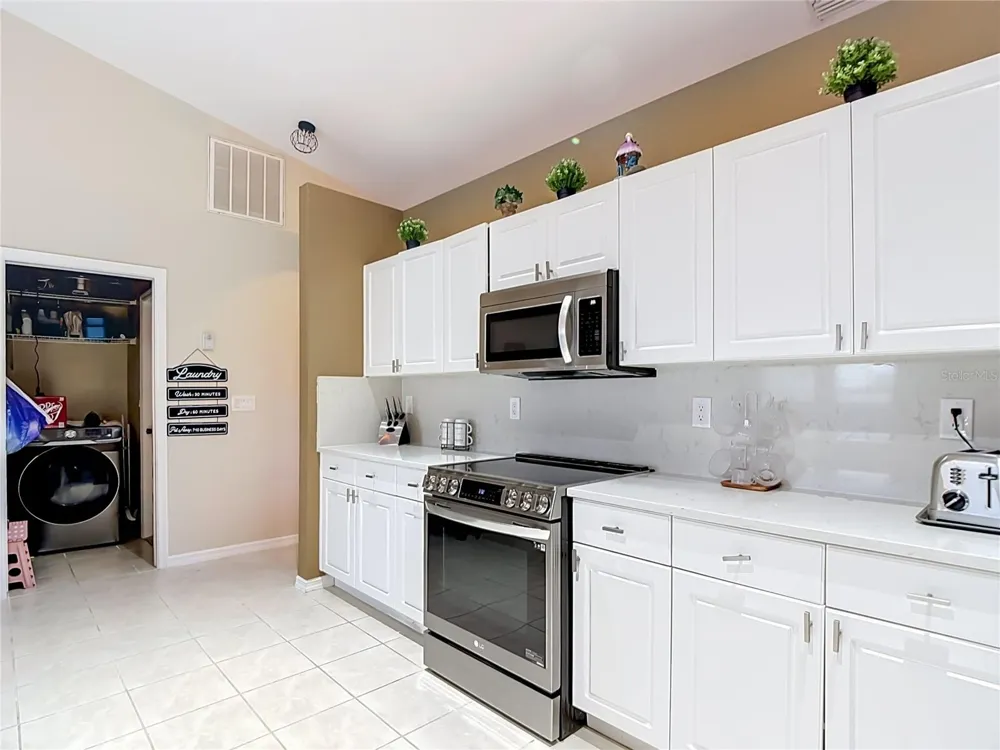 2221 SW 3RD AVENUE Cape Coral, FL 33991