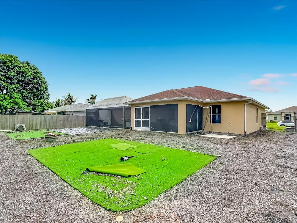 2221 SW 3RD AVENUE Cape Coral, FL 33991