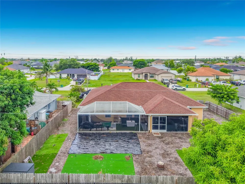 2221 SW 3RD AVENUE Cape Coral, FL 33991