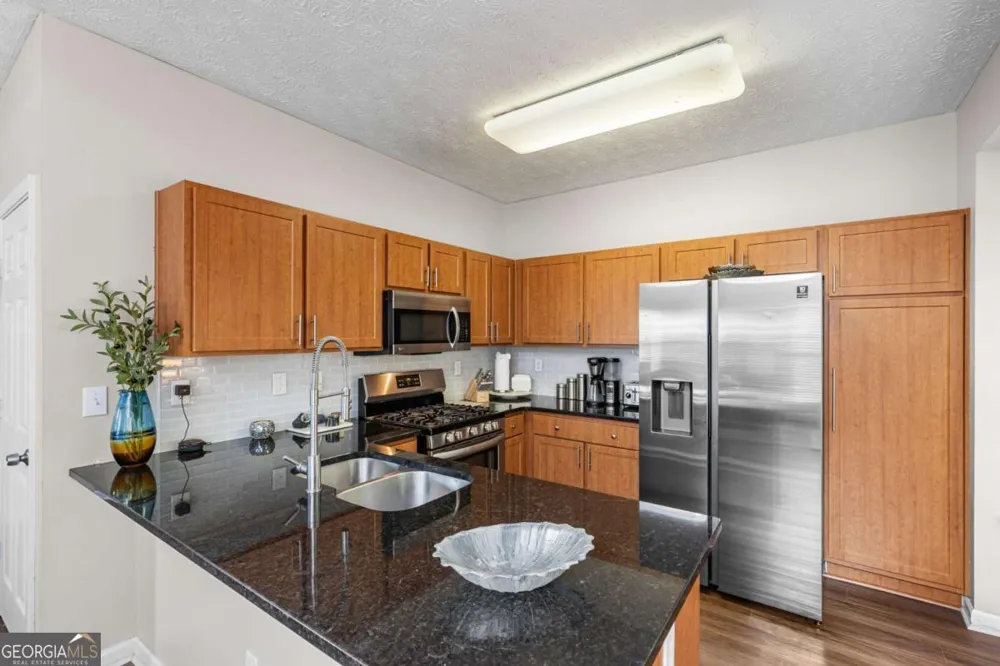 2505 Thorngate DR Acworth, GA 30101