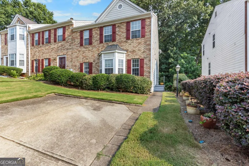2505 Thorngate DR Acworth, GA 30101