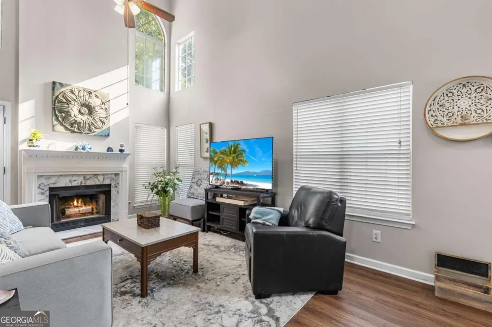 2505 Thorngate DR Acworth, GA 30101