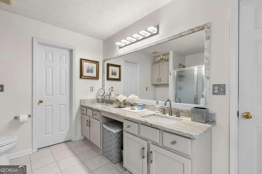 2505 Thorngate DR Acworth, GA 30101