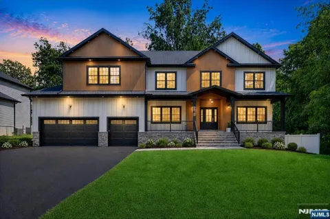 275 Beachwood Road