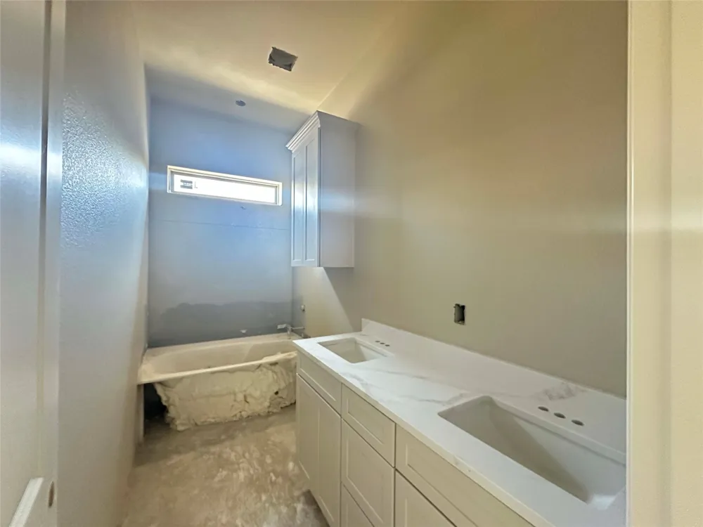 131 Lasso Loop Lorena, TX 76655