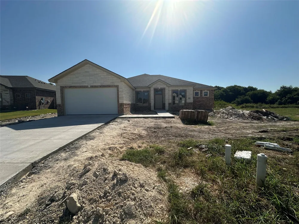 131 Lasso Loop Lorena, TX 76655