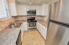 11710 Southlake Drive #22 Houston, TX 77077