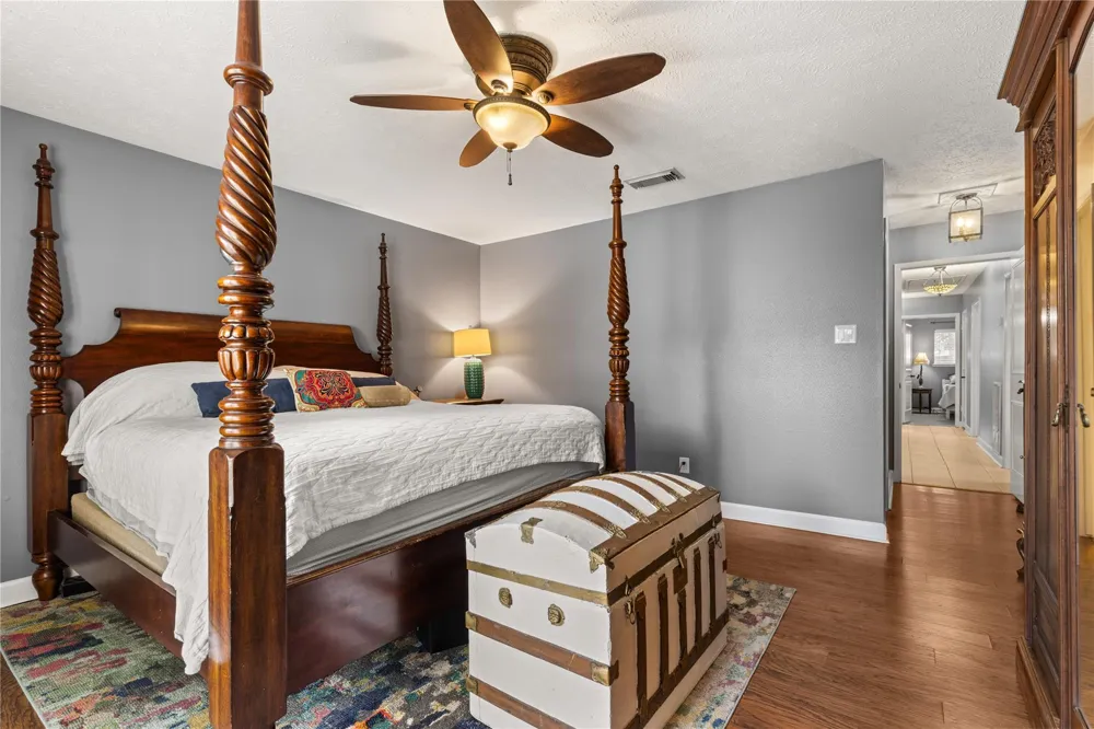 3726 Golden Lake Drive Kingwood, TX 77345