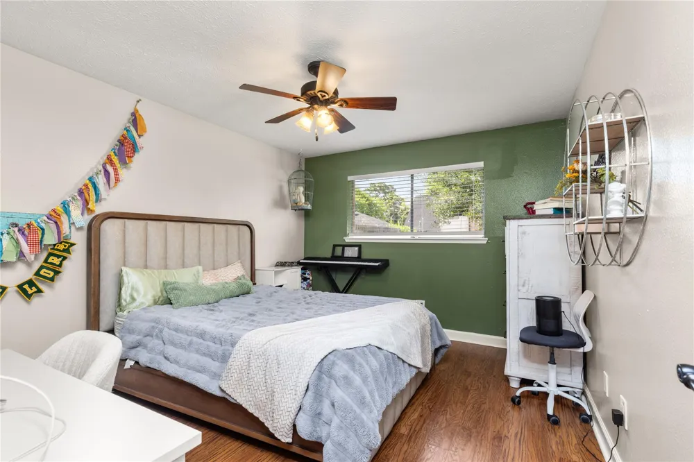 3726 Golden Lake Drive Kingwood, TX 77345