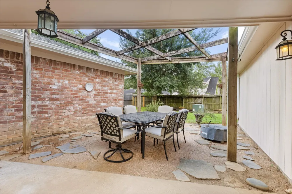 3726 Golden Lake Drive Kingwood, TX 77345