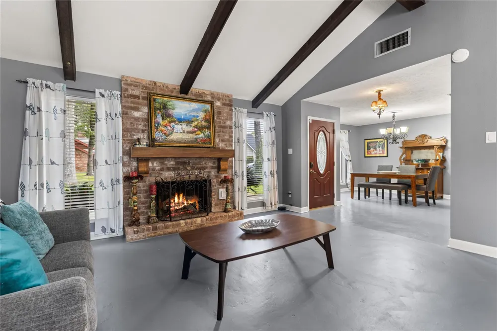 3726 Golden Lake Drive Kingwood, TX 77345