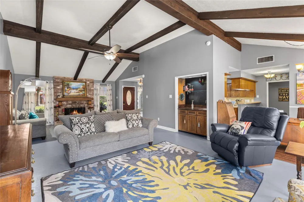 3726 Golden Lake Drive Kingwood, TX 77345