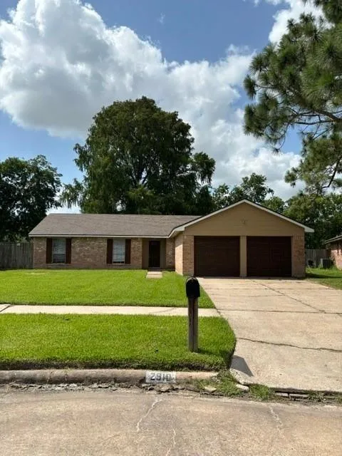 2910 Heritage House Drive